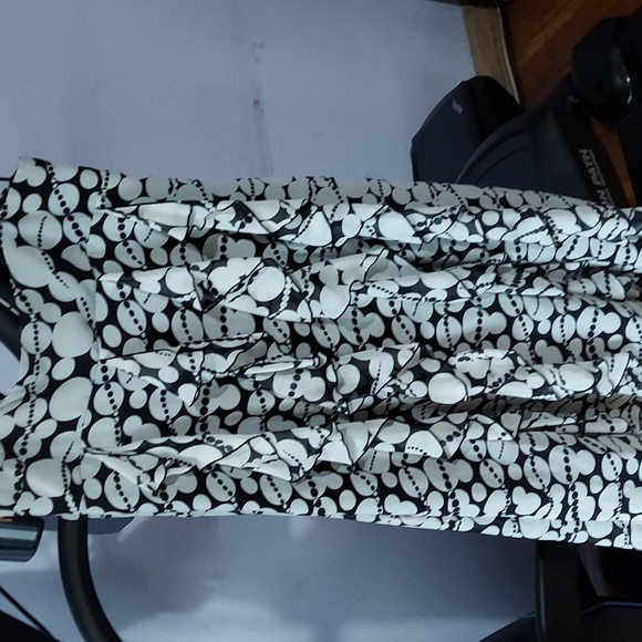 9 for $10 M&M Dress - Picture 4 of 13